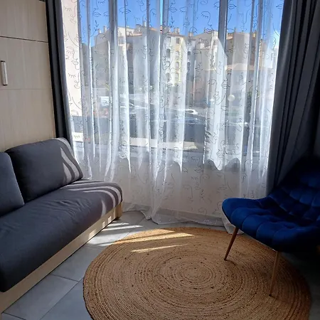 Studio Cabine + Loggia Apartamento *